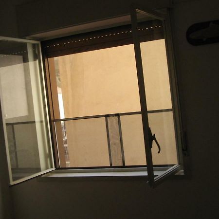 Bilocale Patti Apartment ภายนอก รูปภาพ