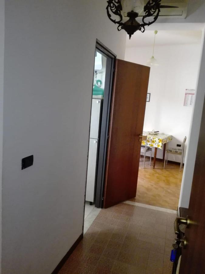 Bilocale Patti Apartment ภายนอก รูปภาพ